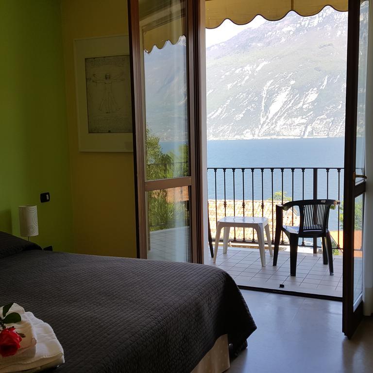 Casa Albergo Sorriso (Adults Only) Limone sul Garda Exterior photo